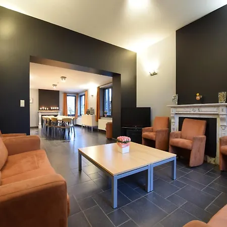 Spacious Group Stay, Cleaning Included Durbuy