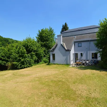 Spacious Group Stay, Cleaning Included *
