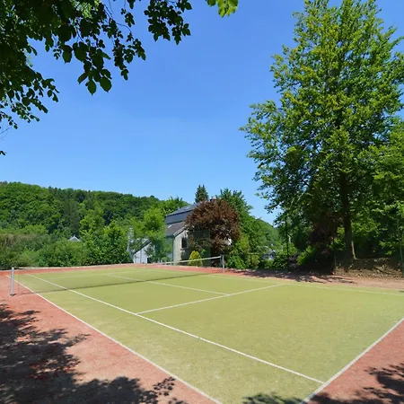 In With Garden, Cleaning Included Holiday home *