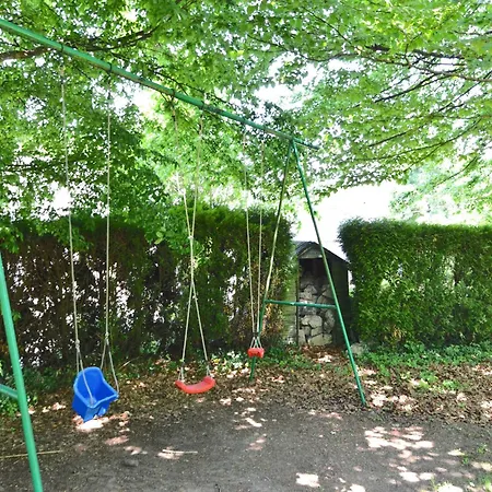 In With Garden, Cleaning Included
