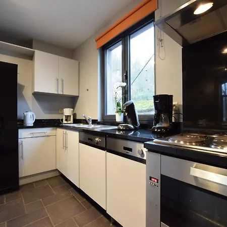 In With Garden, Cleaning Included Holiday home *
